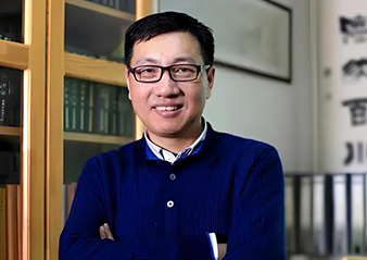 何建明教授