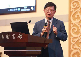 李瑞騰教授