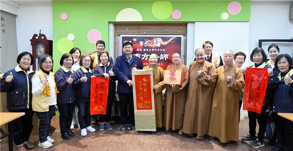 💛寒流中點亮希望　臘八為考生祈福