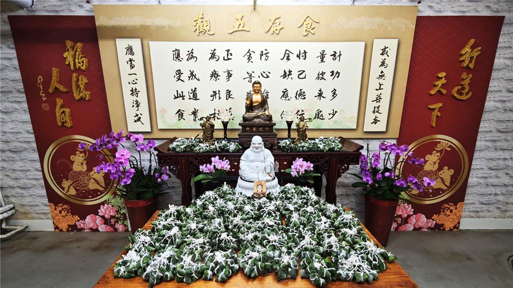 🌰佛號聲中包一口粽　傳統「粽」緣永續🫘
