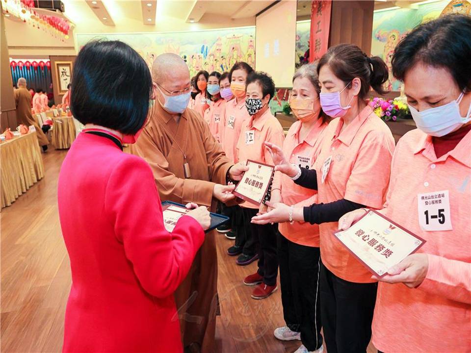 投影片2.JPG