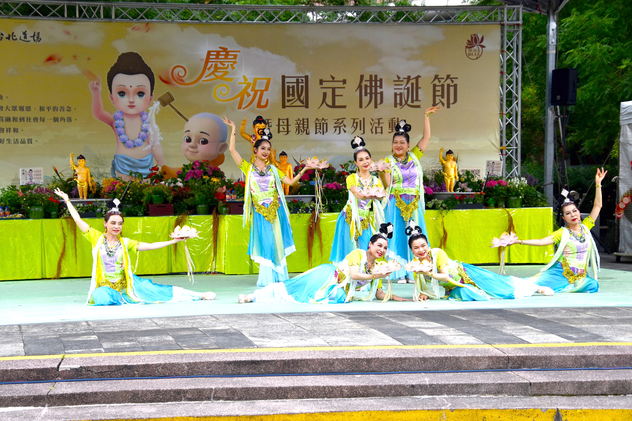 DSC_6025_0.jpg
