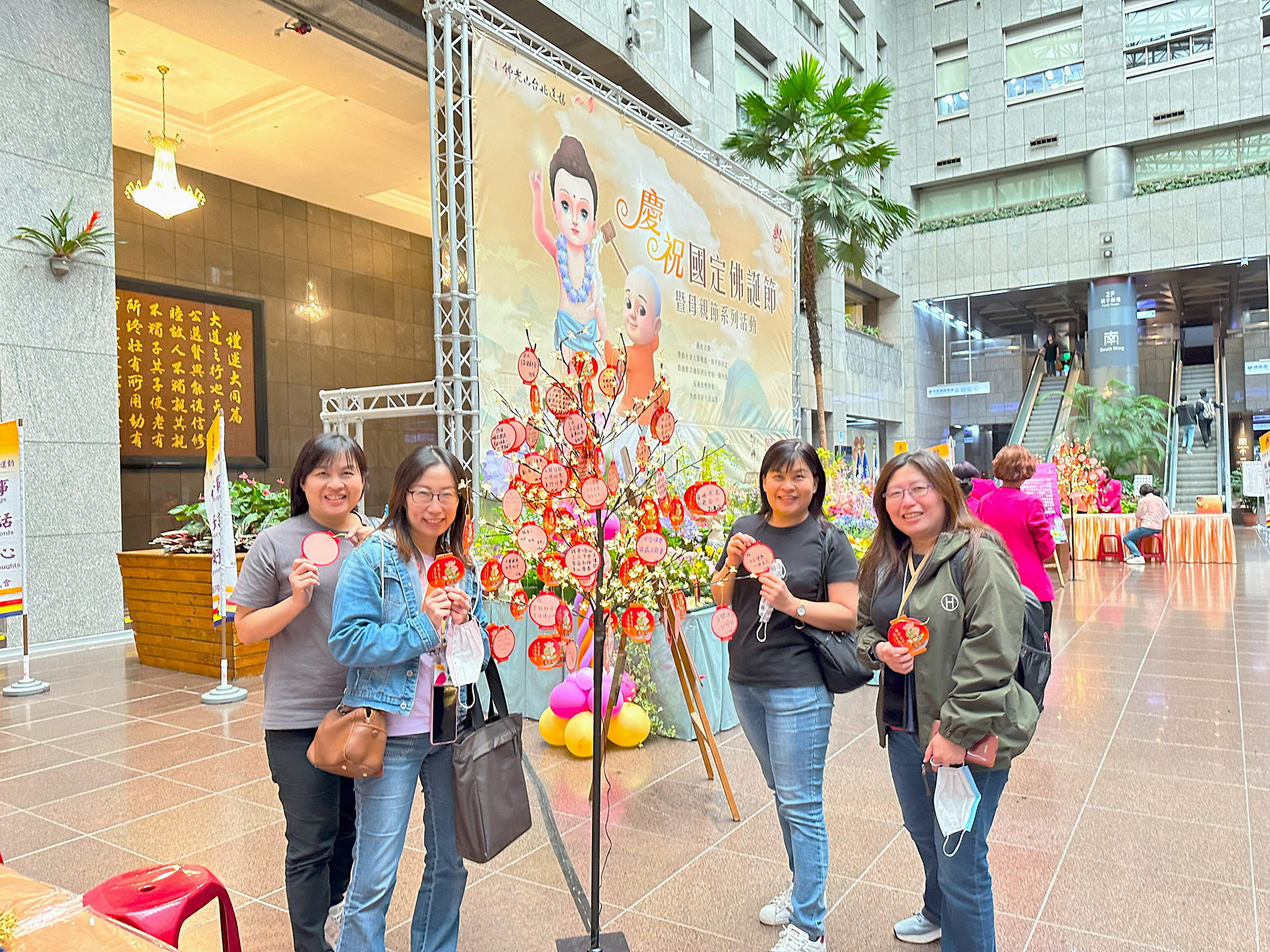 20240513市府浴佛 (26)_0.jpg