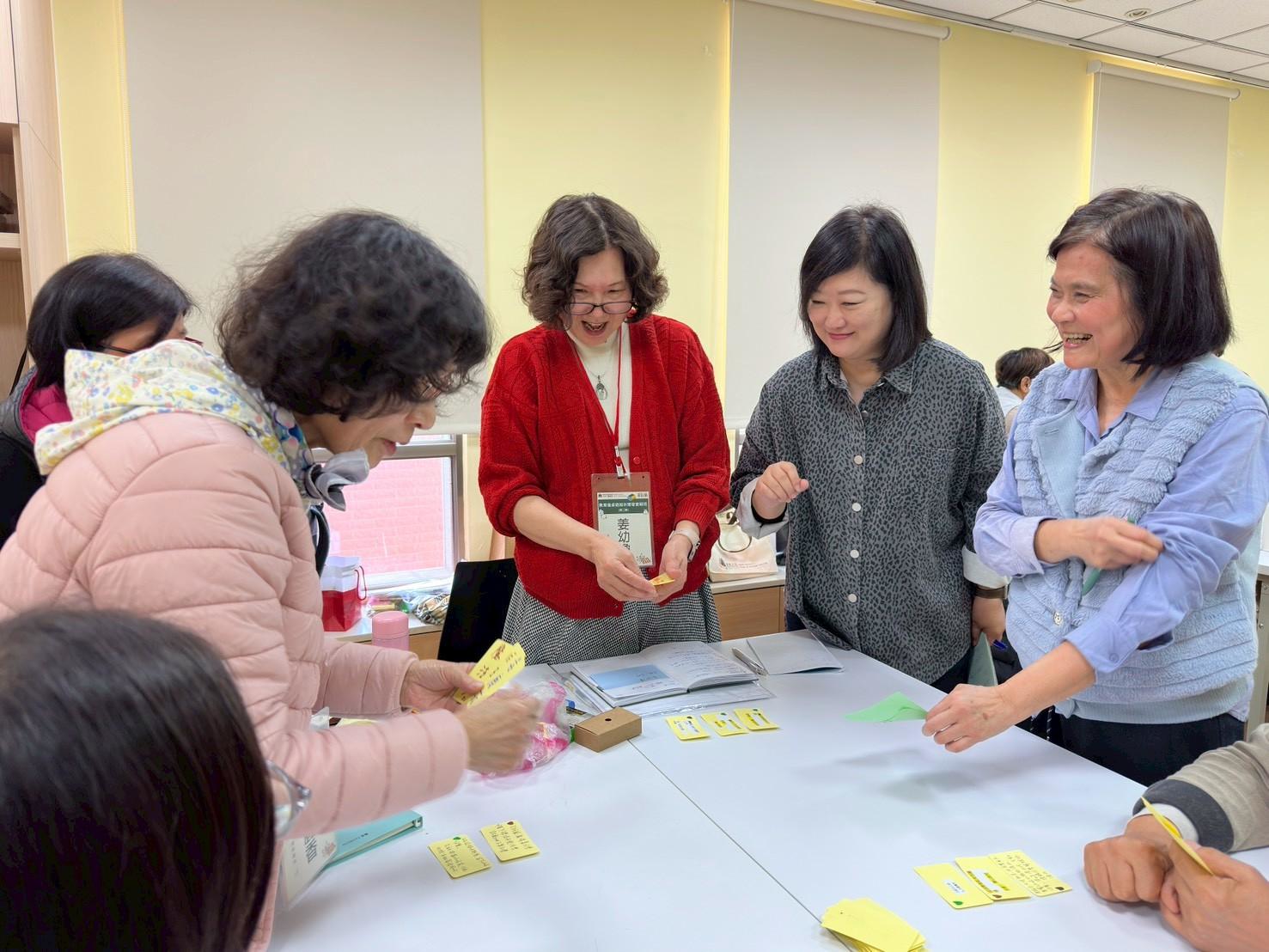 LINE_ALBUM_2026.01.25 教育版桌遊設計開發實戰班（第二期）-第三天花絮_260125_11_0.jpg