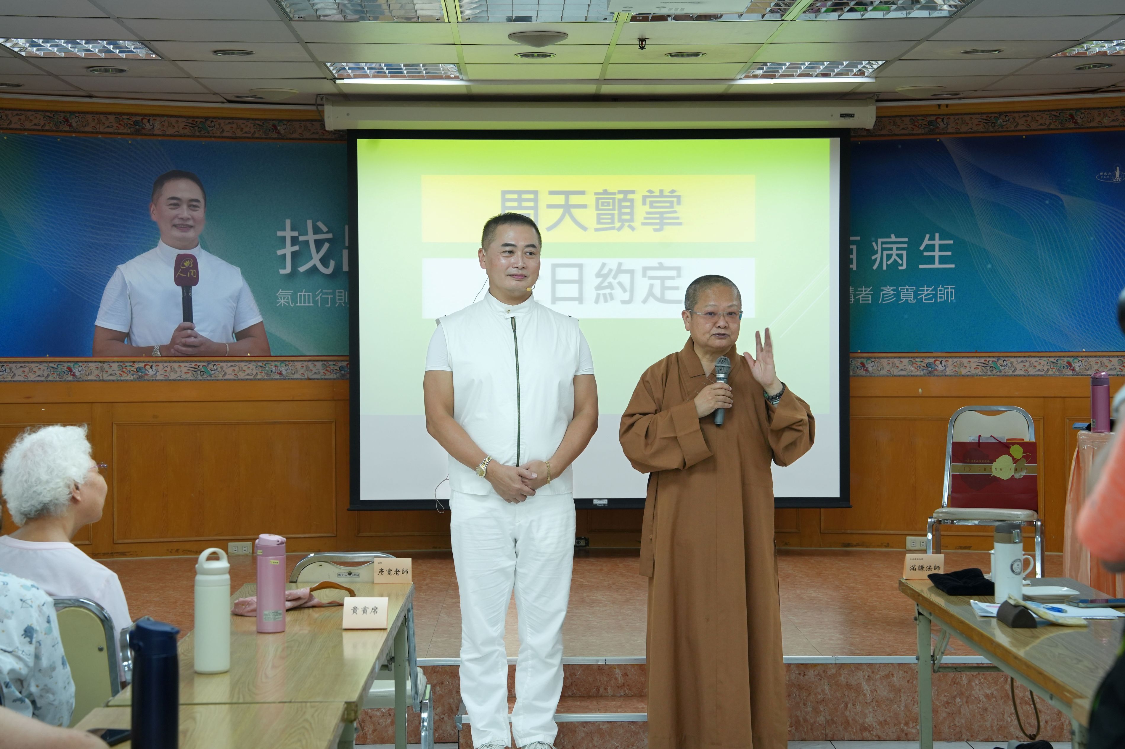 1-DSC04889 copy.jpg