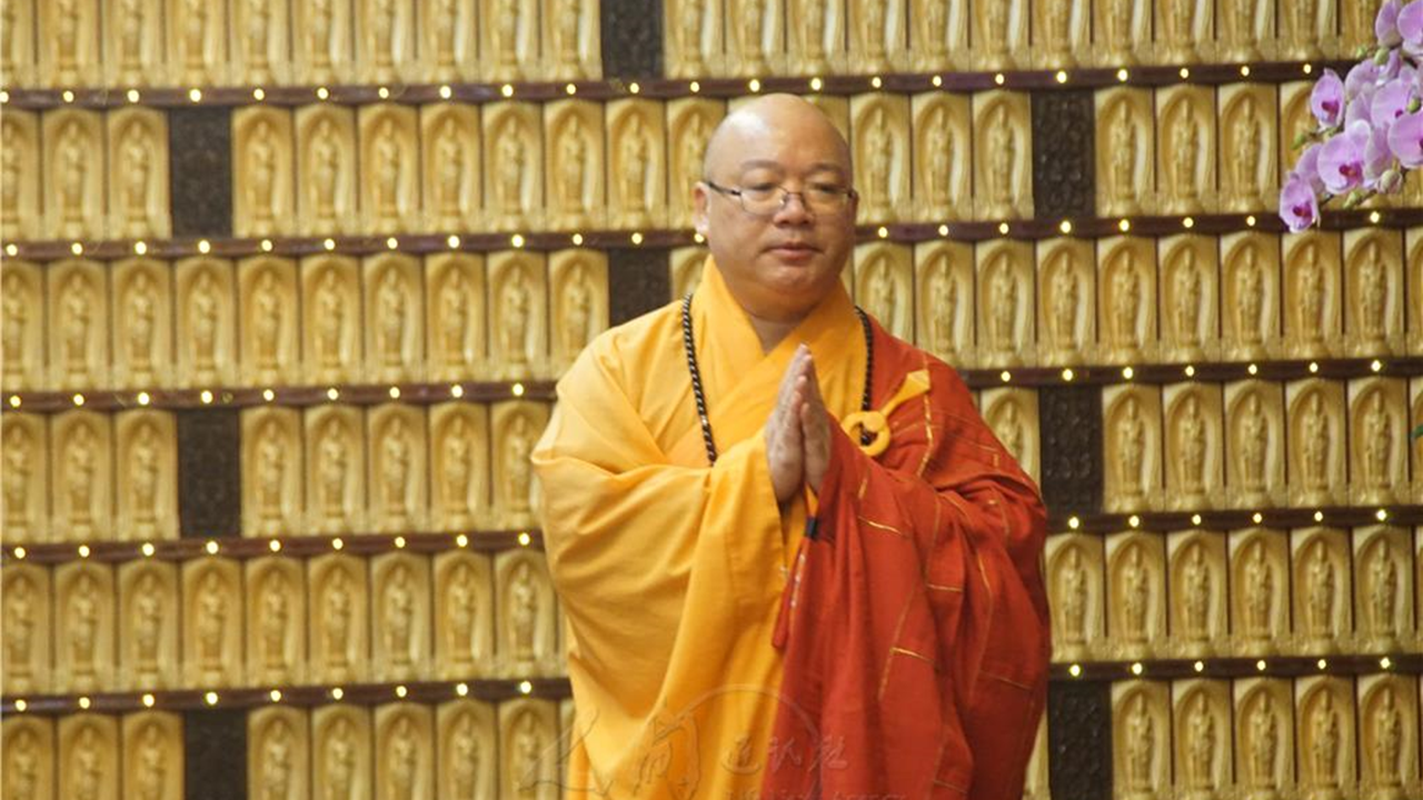 佛光山住持心保和尚，12月15日於普賢寺2021彌陀法會第八支香主法.png