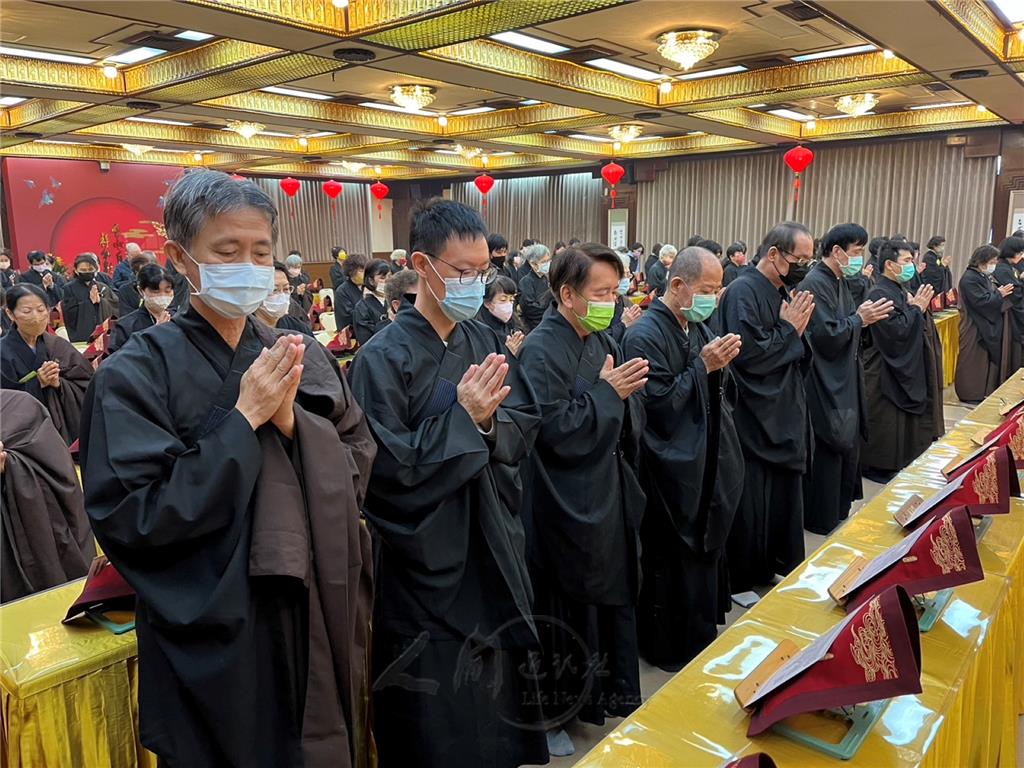 大年初一舉行春節禮千佛法會，近300位信眾與會。.jpg