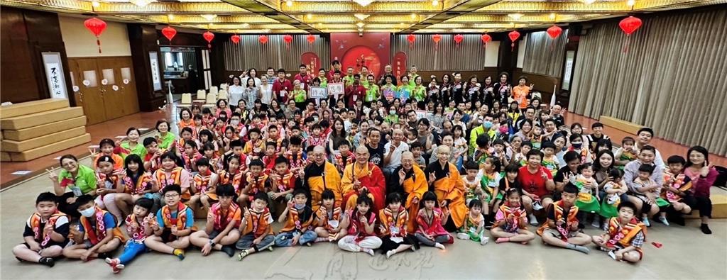 佛光山普賢寺5月5日舉辦「2024年三好兒童、佛光寶寶祝褔禮暨人間生活禪」.jpg