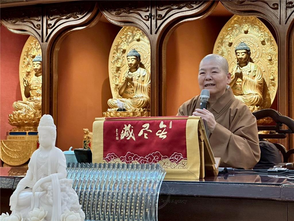 佛光山普賢寺12月份人間佛教系列講座，14日禮請佛光山菲律賓教區總住持永光法師，主講「當觀音菩薩遇見瑪莉