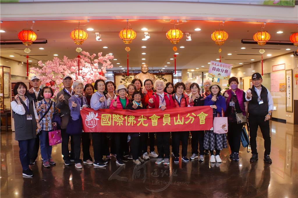 佛光山2025年禪淨共修獻燈祈福法會〕蘭陽佛光人禪淨共修　點亮心燈圓滿菩薩道