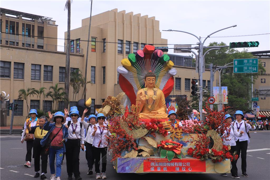 佛祖巡境大蘭陽　全民平安慶佛誕