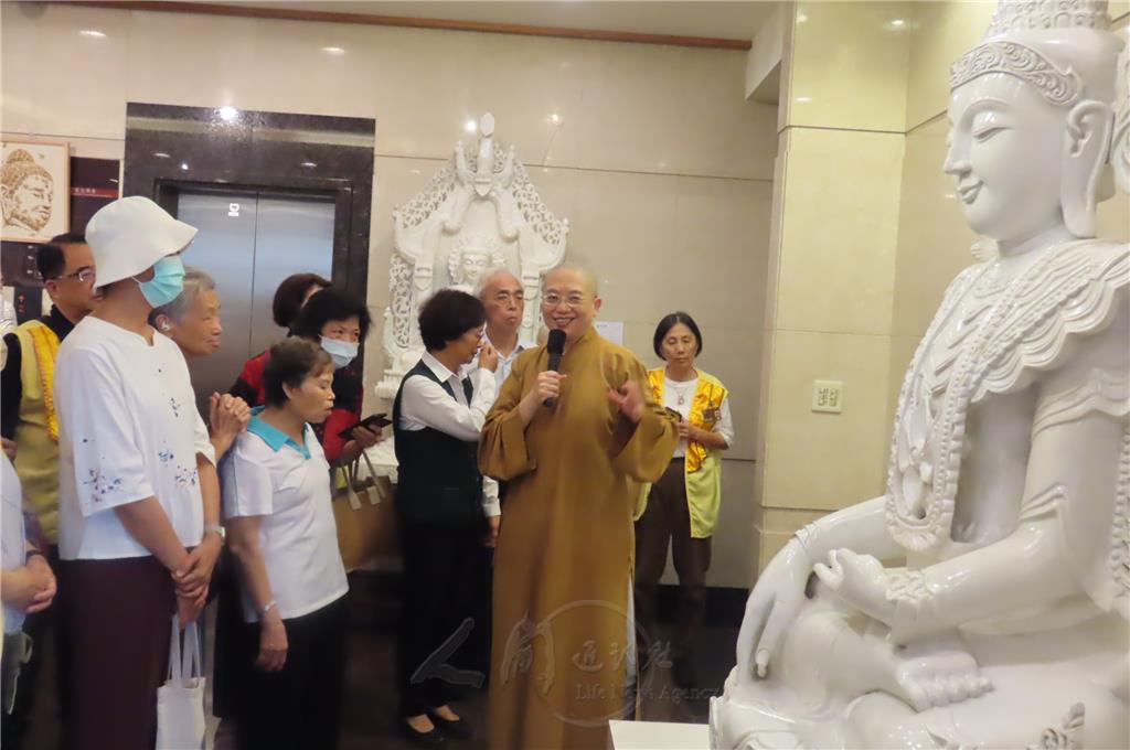佛光緣美術館宜蘭館佛像玉石展　藝術弘法洗滌心靈