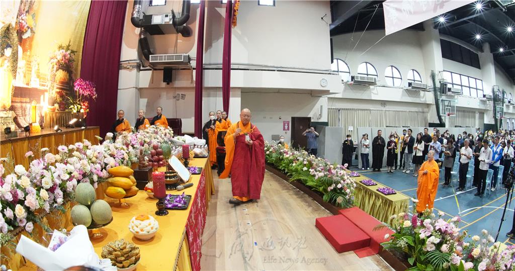 三峽車禍頭七　佛光山消災祈福灑淨