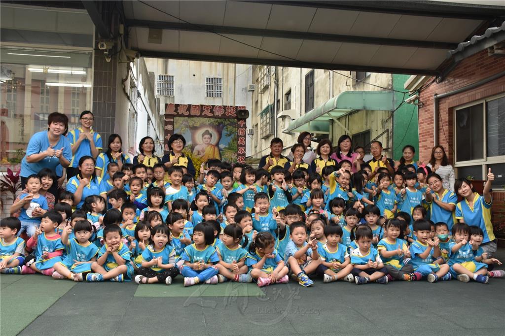 2024.5.8新竹縣聚集德幼兒園浴佛活動共沐佛恩行三好-大合照.jpg