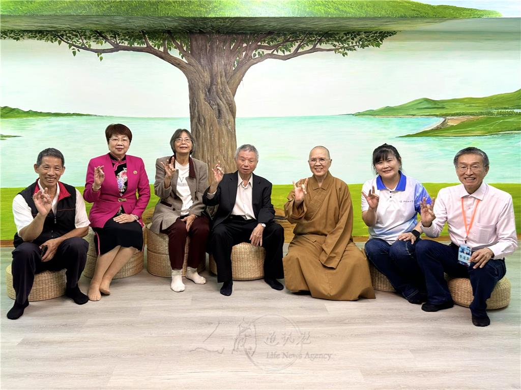 2025.10.26健保推手楊志良訪法寶寺　分享「倒數第二」哲學