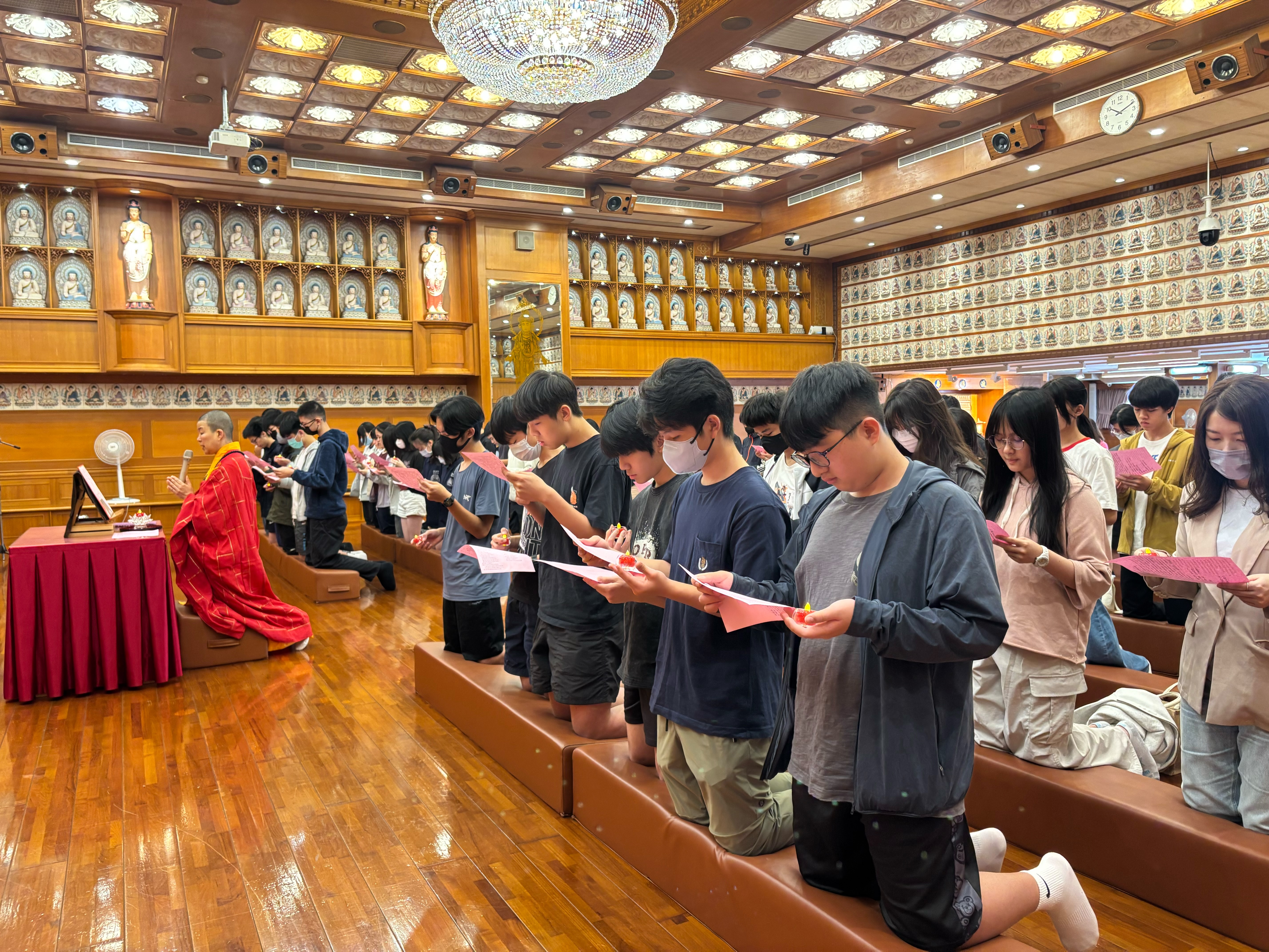 考前安定心力量　法寶寺祈福法會助學子從容應試