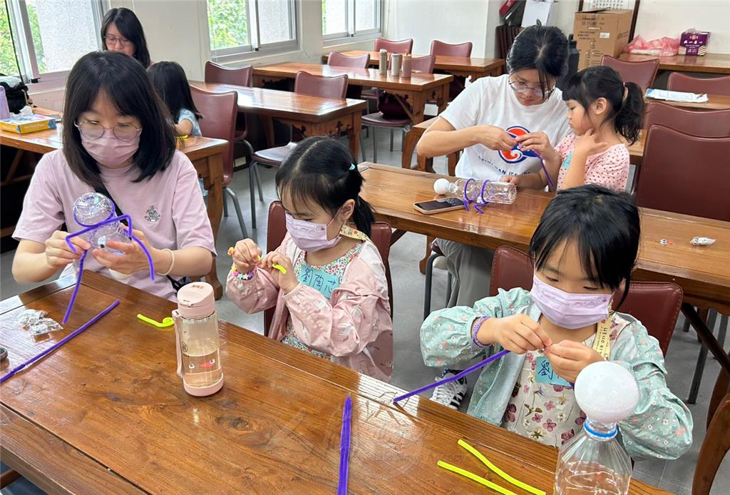大明寺環保手作　佛光小菩薩化身發光精靈