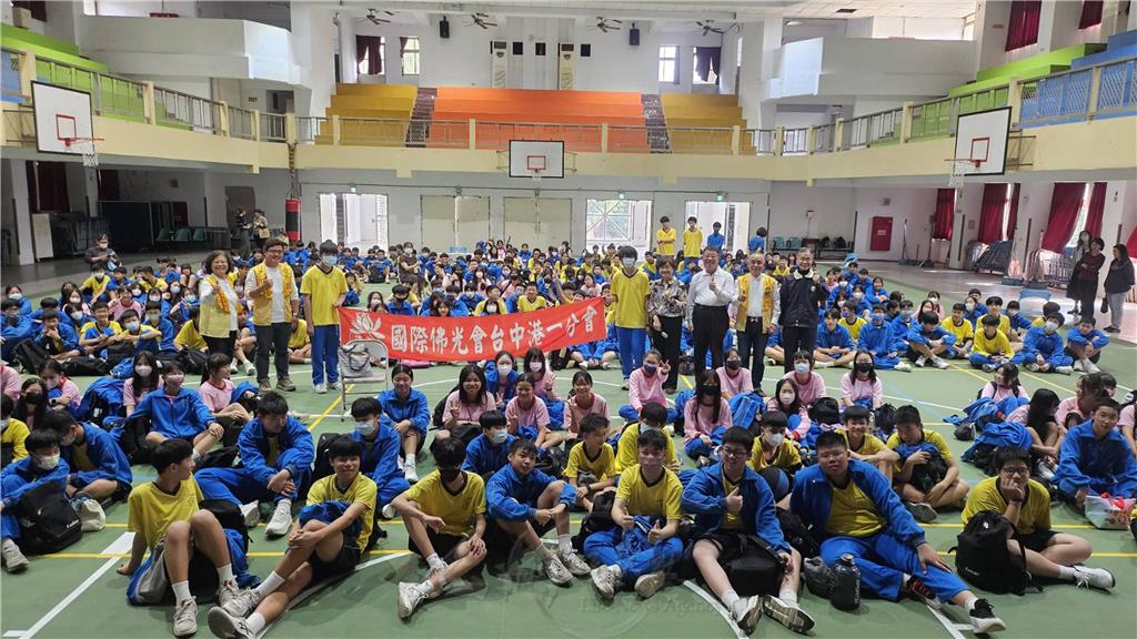 鹿寮國中生命教育校園講座　從電玩看正當休閒