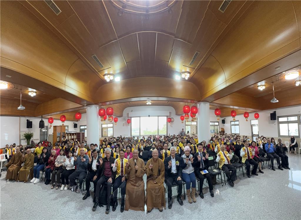 雲林講堂心保和尚說禪師偈語　韓國瑜聞法沉澱心靈