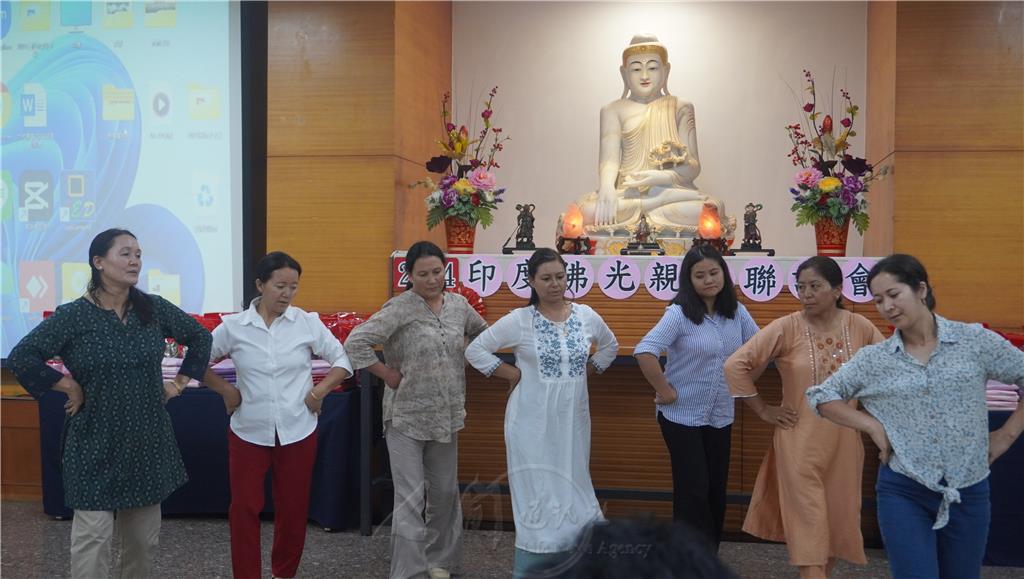 印度佛光親屬以印度傳統舞蹈與大眾交流。.jpg