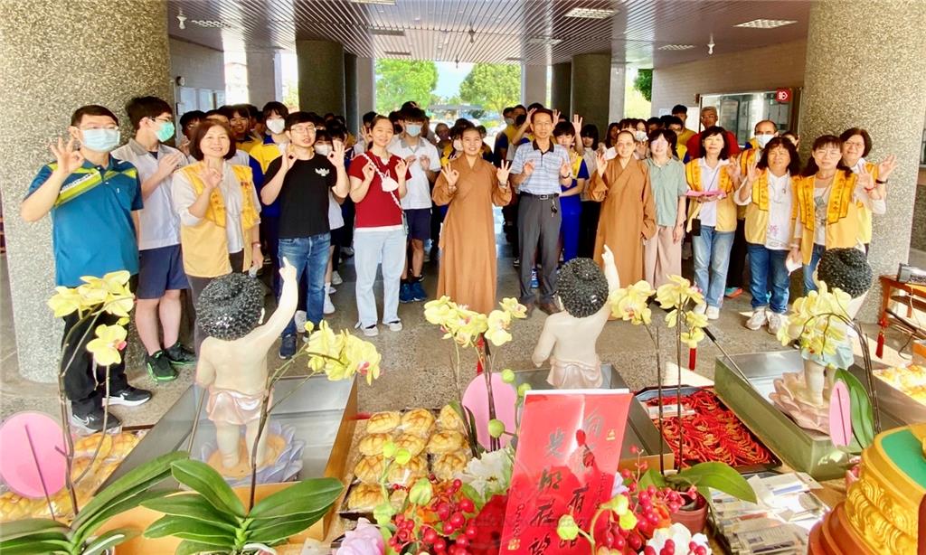 梅山國中考生祈福法會　大林講堂祝福學子考運亨通4/30