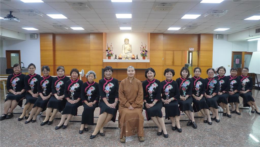 佛光山大林講堂為提升知賓人員的專業素養與服務熱忱，深化對服務使命的認同，並傳遞歡喜莊嚴的服務精神，於