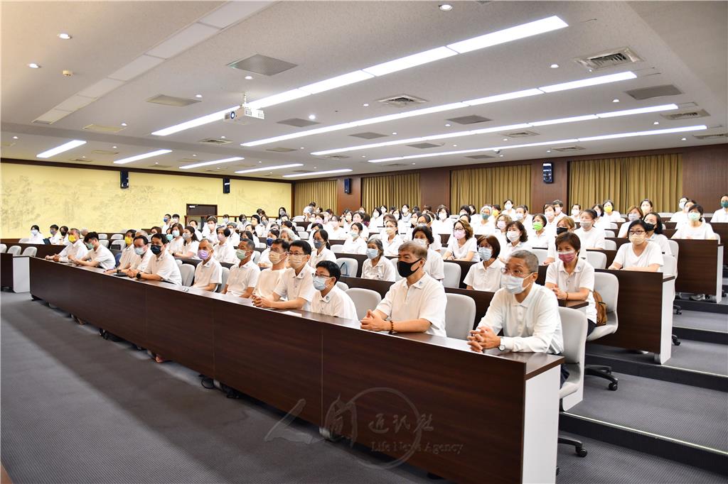 南屏新戒講習會　深化信仰實踐人間佛教