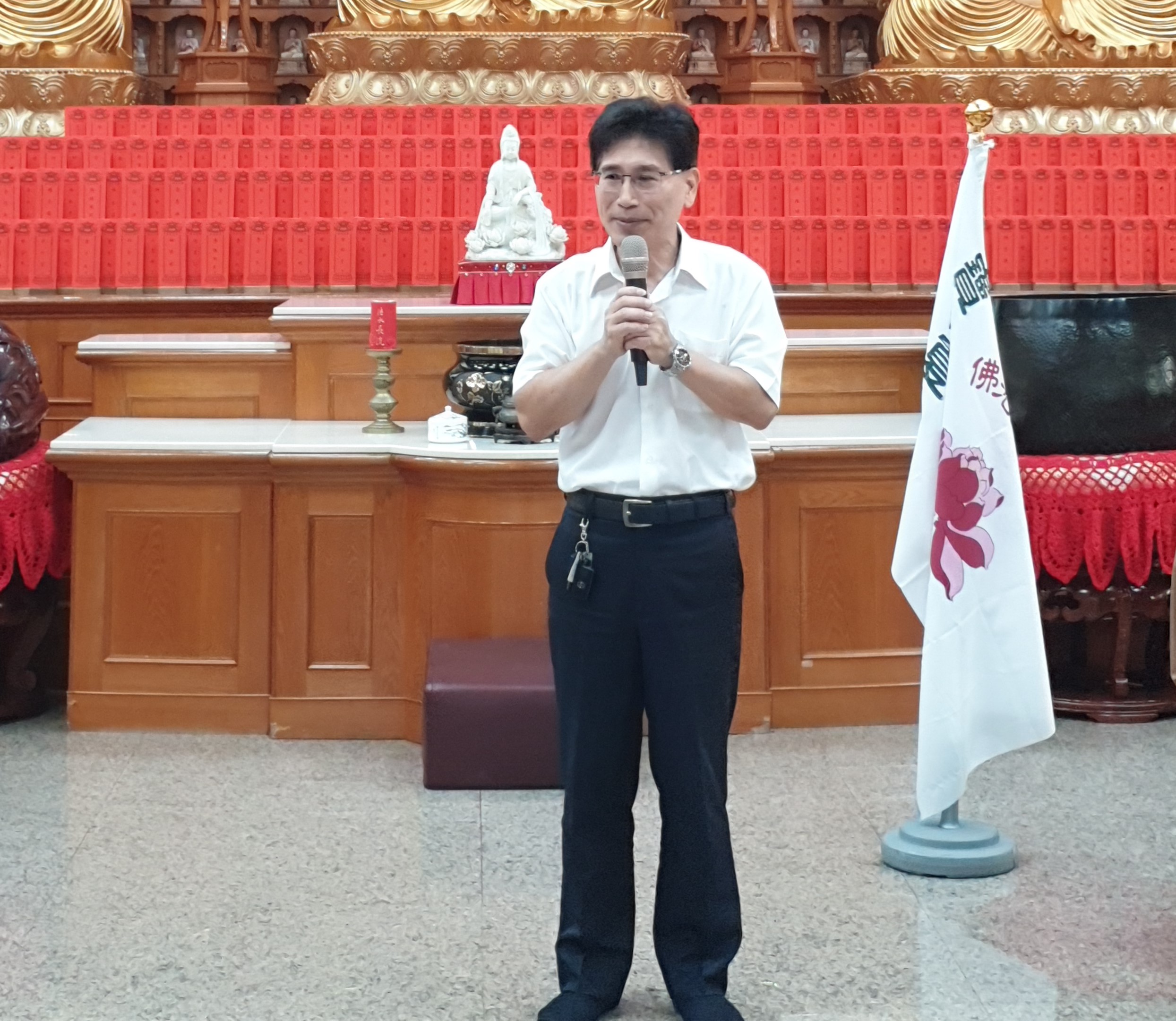 貴賓 後勁國小 王振書校長 致詞.jpg