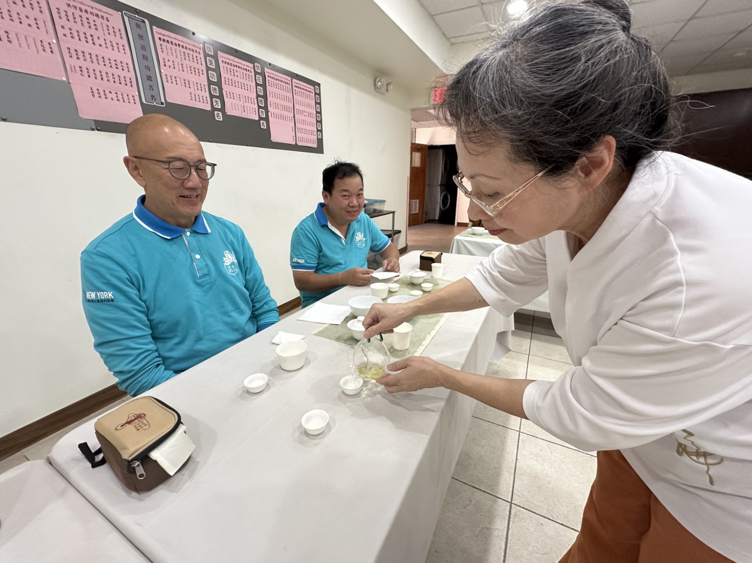 茶禪一味奉茶 陳宜文拍攝_0.jpg